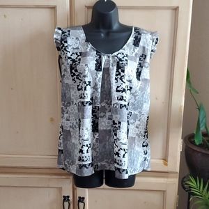 New York & Company Tunic